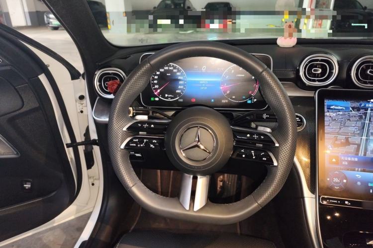 Used Mercedes-Benz C-Class 2024 Facelifted C-Class 260 L Night Edition Sports Version Steering Wheel