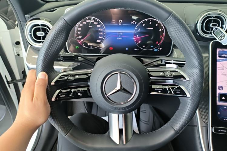 Used Mercedes-Benz C-Class 2024 Second Facelift C 260 L Starry Night Sport Edition Steering Wheel