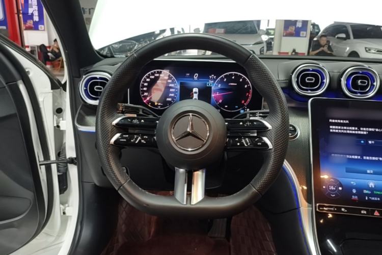Used Mercedes-Benz C-Class 2024 Second Facelift C 260 L Sport Edition Steering Wheel