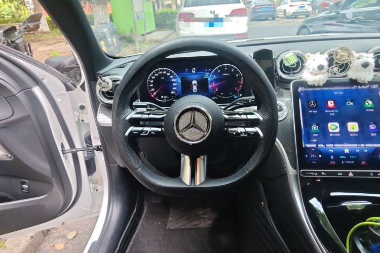 Used Mercedes-Benz C-Class 2024 Facelift C 260 L Night Edition Sport Version Steering Wheel