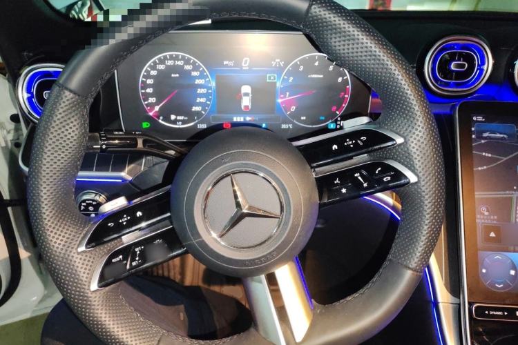Used Mercedes-Benz C-Class 2024 Second Facelift C 260 L Sport Edition Steering Wheel