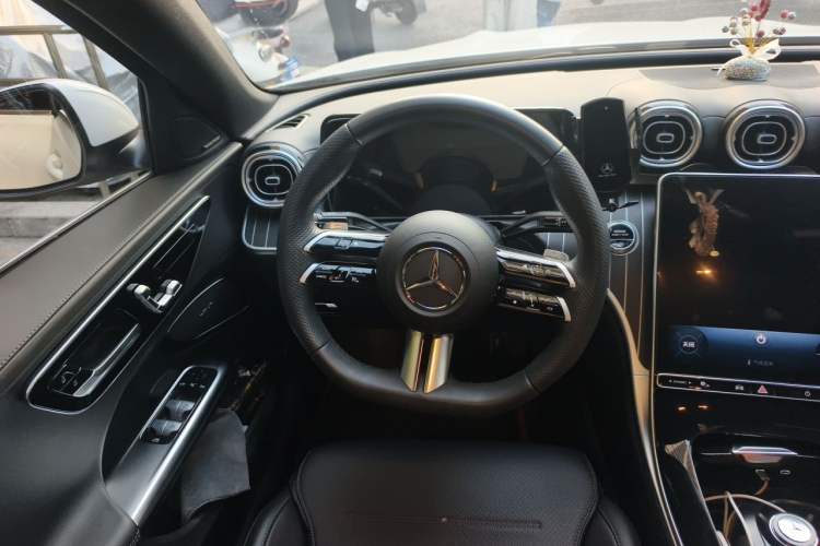 Used Mercedes-Benz C-Class 2024 C 260 L Sport Edition Steering Wheel