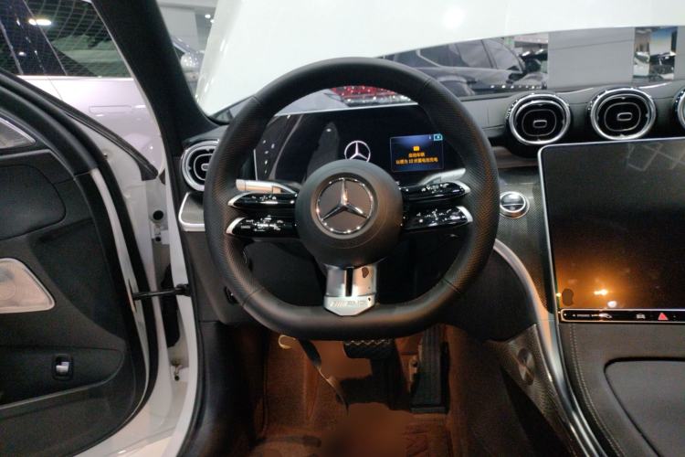Used Mercedes-Benz C-Class 2024 Restyled C 260 L Sport Edition Steering Wheel