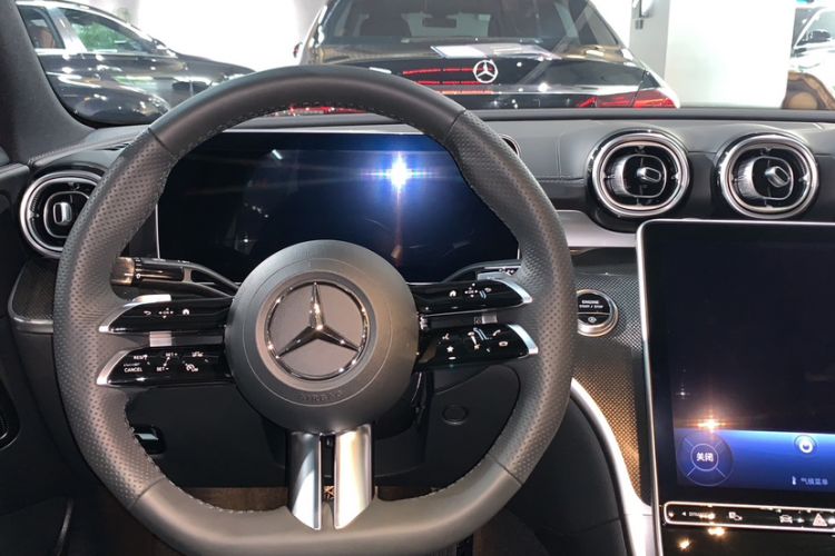 Used Mercedes-Benz C-Class 2024 Restyled C 260 L Sport Edition Steering Wheel