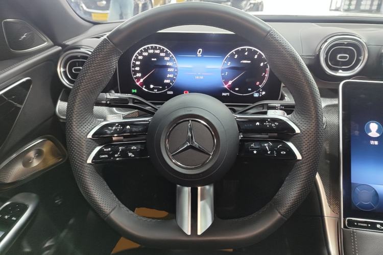 Used Mercedes-Benz C-Class 2024 Facelifted C-Class 260 L Night Edition Sports Version Steering Wheel