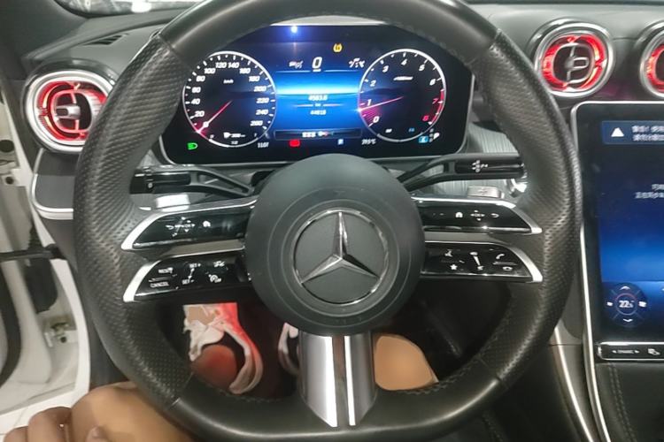 Used Mercedes-Benz C-Class 2024 Facelift C 260 L Night Edition Sport Version Steering Wheel