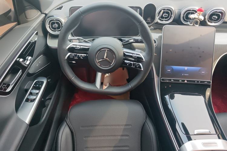 Used Mercedes-Benz C-Class 2024 Restyled C 260 L Sport Edition Steering Wheel