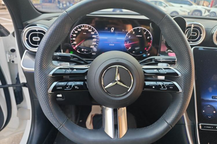 Used Mercedes-Benz C-Class 2024 Second Facelift C 260 L Sport Edition Steering Wheel