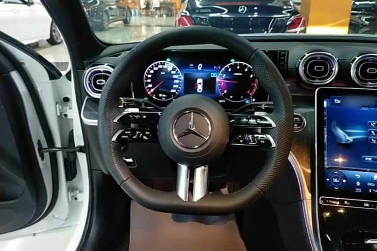 Used Mercedes-Benz C-Class 2024 Second Facelift C 260 L Sport Edition Steering Wheel
