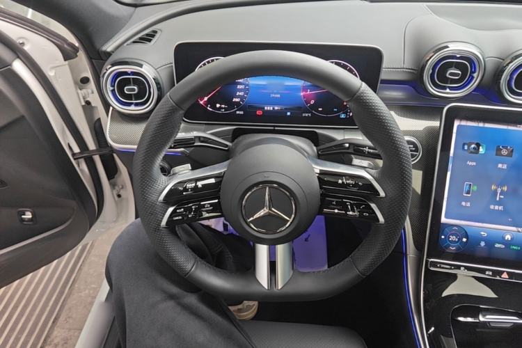 Used Mercedes-Benz C-Class 2024 Restyled C 260 L Sport Edition Steering Wheel