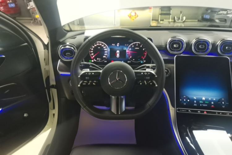 Used Mercedes-Benz C-Class 2024 Restyled C 260 L 4MATIC Sport Edition Steering Wheel