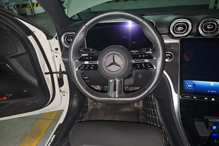 Used Mercedes-Benz C-Class 2024 Restyled C 260 L Sport Edition Steering Wheel