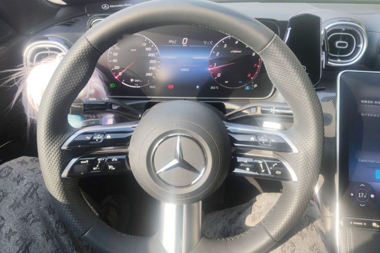 Used Mercedes-Benz C-Class 2024 Second Facelift C 260 L Sport Edition Steering Wheel