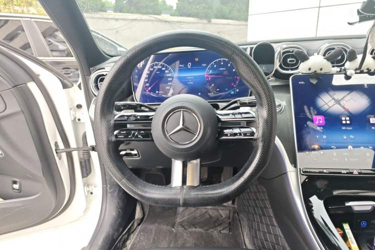 Used Mercedes-Benz C-Class 2024 C 260 L Brilliant Night Sports Edition Steering Wheel