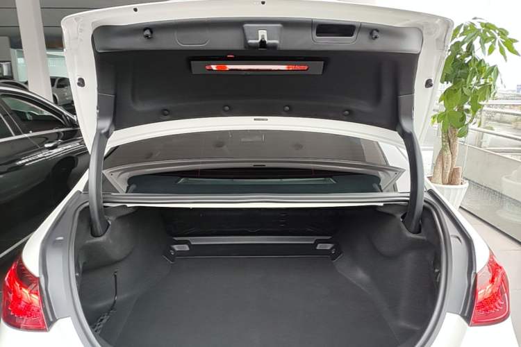 Used Mercedes-Benz C-Class 2024 Second Facelift C 260 L Sport Edition Trunk