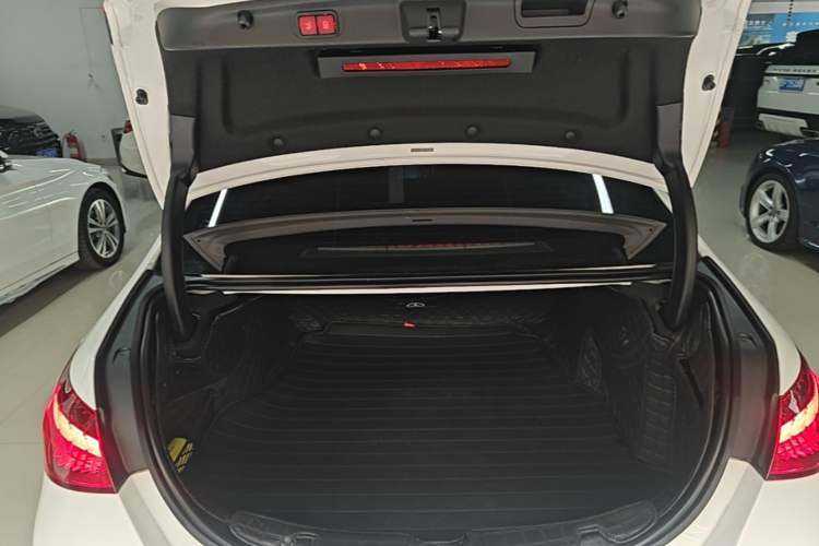 Used Mercedes-Benz C-Class 2024 Restyled C 260 L Sport Edition Trunk