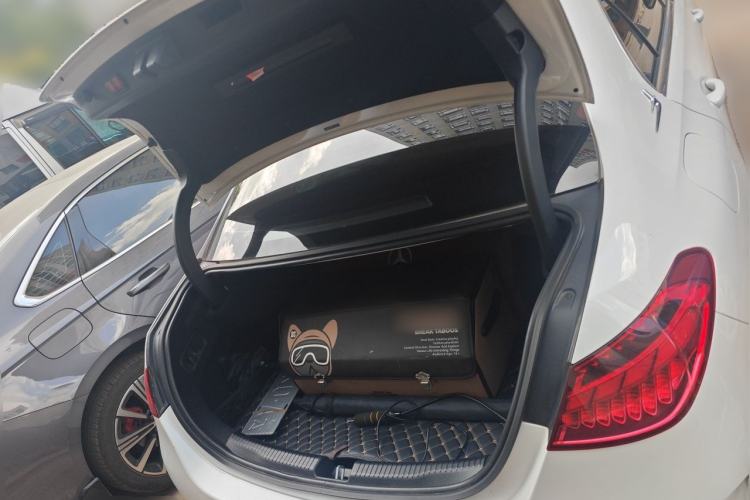 Used Mercedes-Benz C-Class 2024 C 200 L Sport Edition Trunk