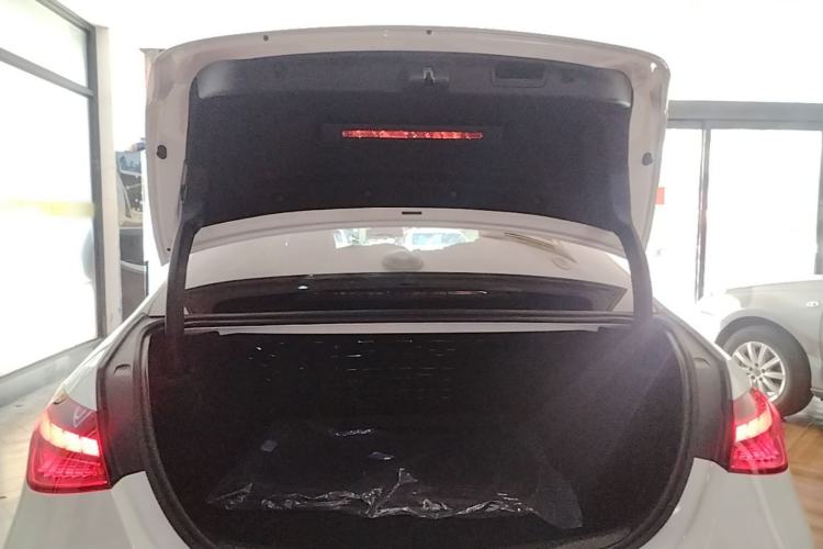 Used Mercedes-Benz C-Class 2024 Restyled C 200 L Sport Edition Trunk