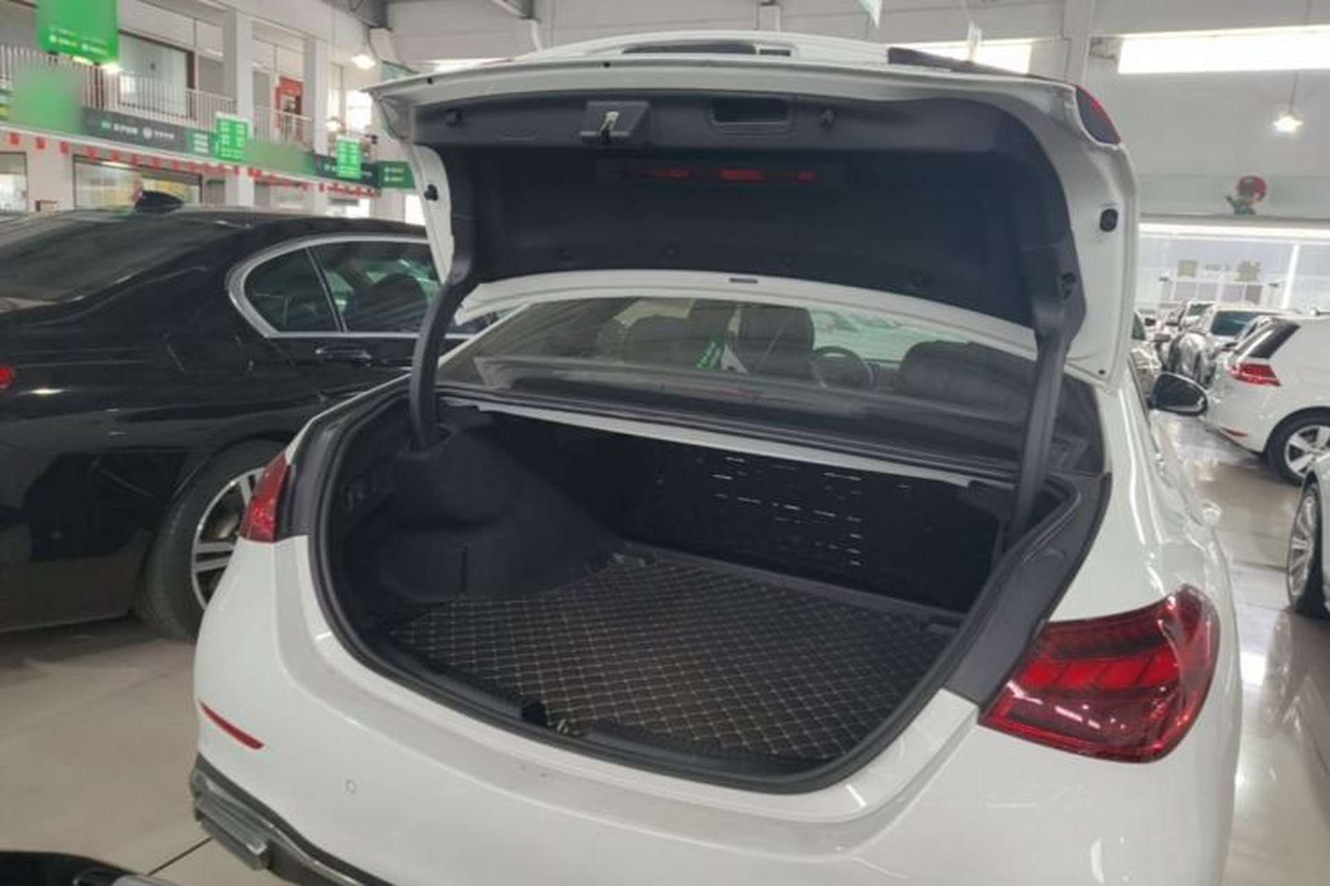 Used Mercedes-Benz C-Class 2024 Restyled C 260 L Sport Edition Trunk