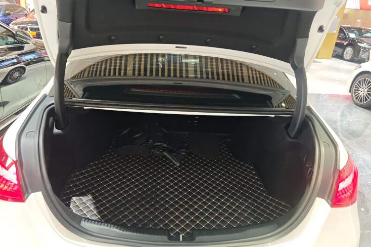 Used Mercedes-Benz C-Class 2024 Restyled C 260 L Sport Edition Trunk