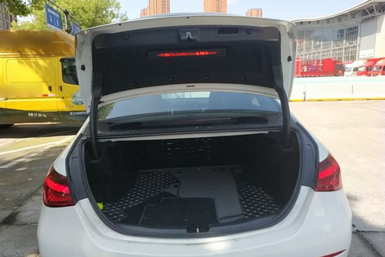 Used Mercedes-Benz C-Class 2024 Second Facelift C 260 L Sport Edition Trunk