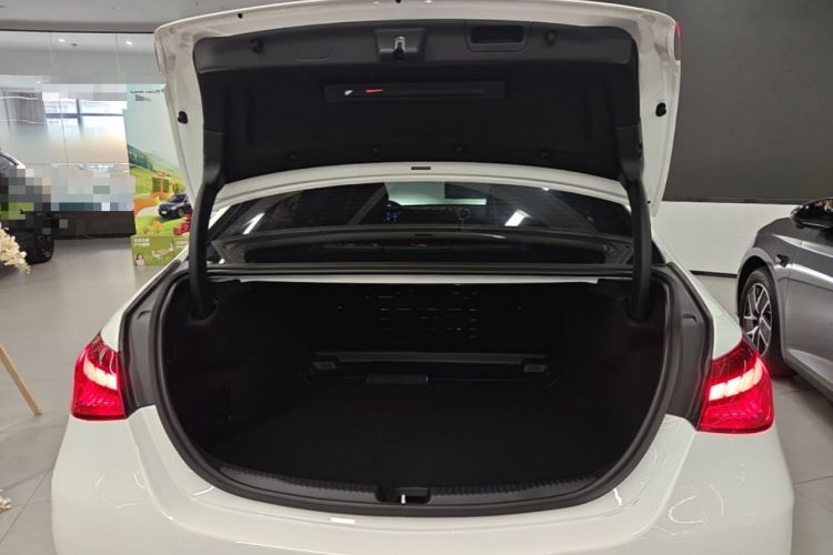 Used Mercedes-Benz C-Class 2024 Second Facelift C 260 L Sport Edition Trunk
