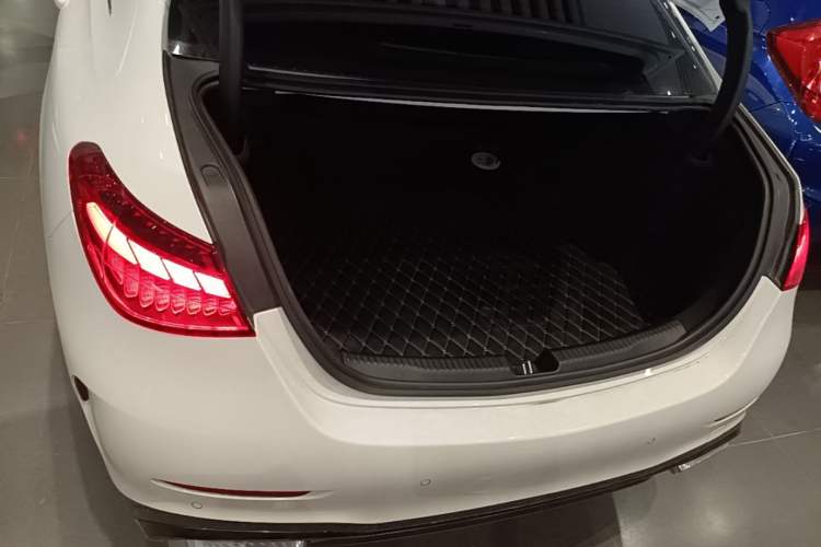 Used Mercedes-Benz C-Class 2024 Facelift C 260 L Night Edition Sport Version Trunk