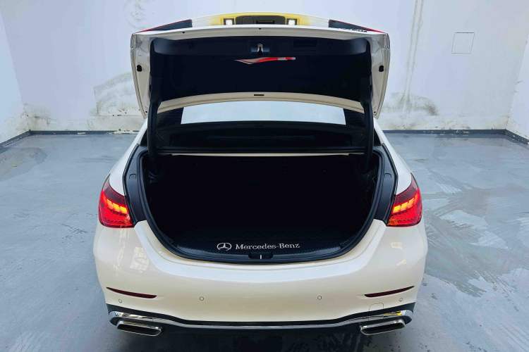 Used Mercedes-Benz C-Class 2024 C 200 L Sport Edition Trunk
