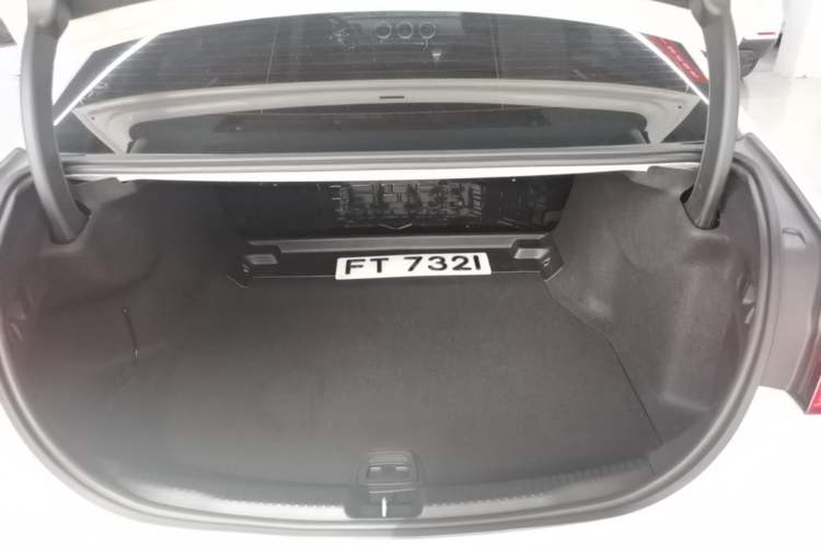 Used Mercedes-Benz C-Class 2024 Restyled C 260 L Sport Edition Trunk