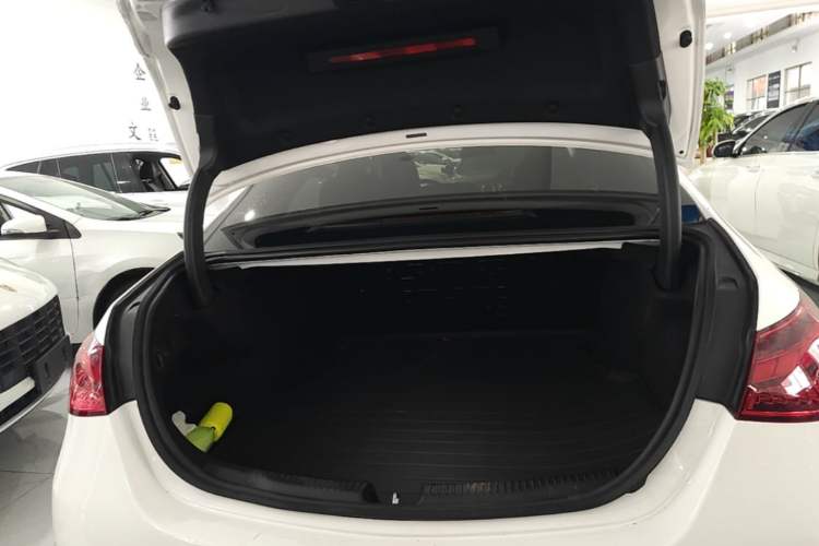 Used Mercedes-Benz C-Class 2024 Restyled C 260 L Sport Edition Trunk