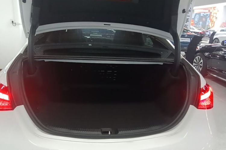 Used Mercedes-Benz C-Class 2024 Restyled C 260 L Sport Edition Trunk