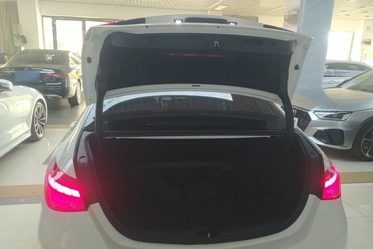 Used Mercedes-Benz C-Class 2024 Restyled C 260 L Sport Edition Trunk