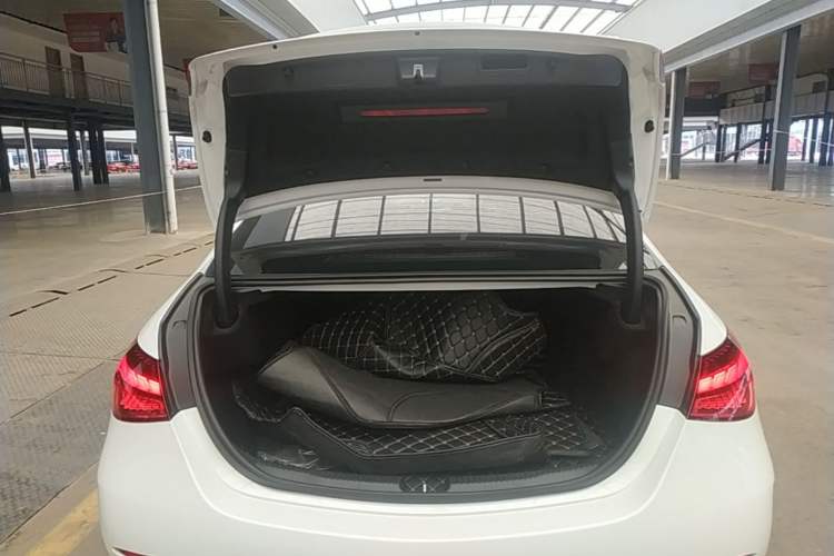Used Mercedes-Benz C-Class 2024 Restyled C 260 L Sport Edition Trunk