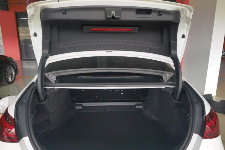 Used Mercedes-Benz C-Class 2024 Restyled C 260 L Sport Edition Trunk