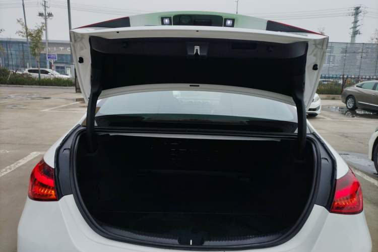 Used Mercedes-Benz C-Class 2024 Facelift C 260 L Night Edition Sport Version Trunk