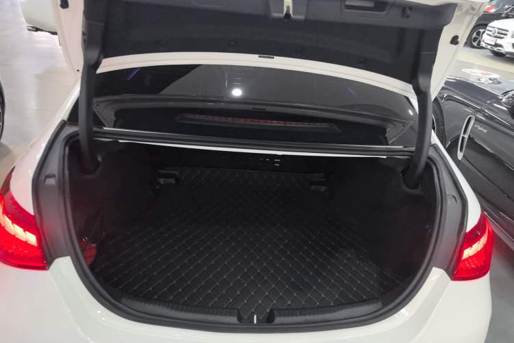 Used Mercedes-Benz C-Class 2024 Restyled C 260 L Sport Edition Trunk