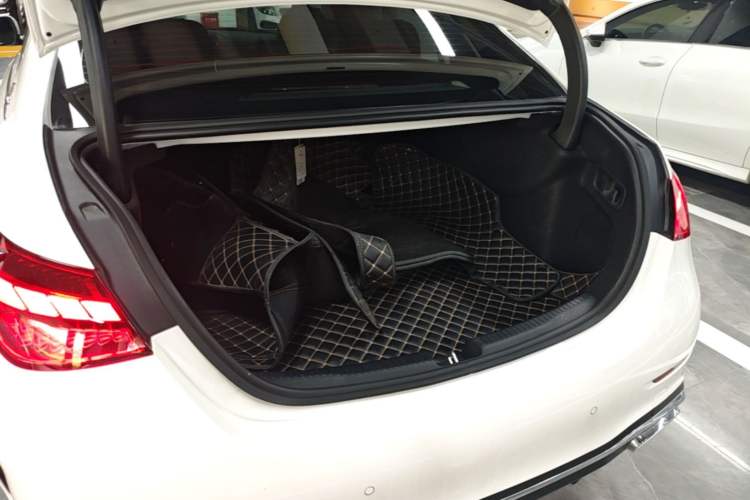 Used Mercedes-Benz C-Class 2024 Restyled C 200 L Sport Edition Trunk