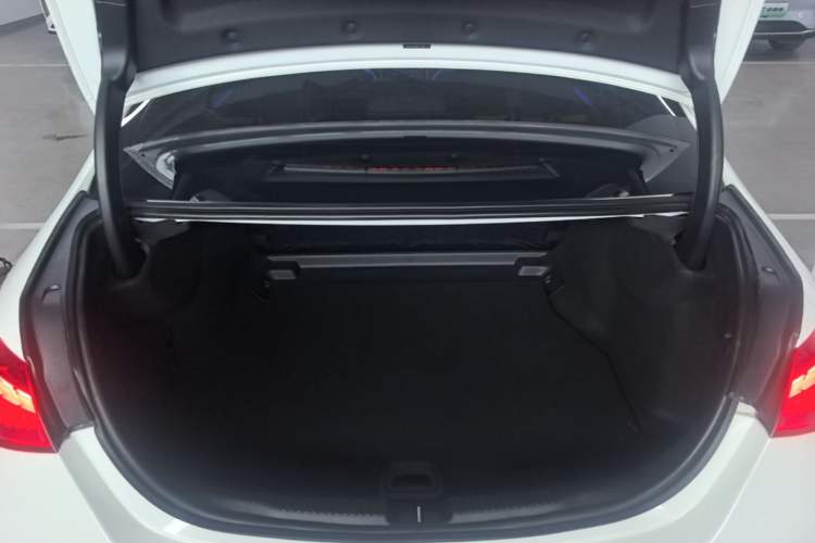 Used Mercedes-Benz C-Class 2024 Restyled C 260 L Sport Edition Trunk