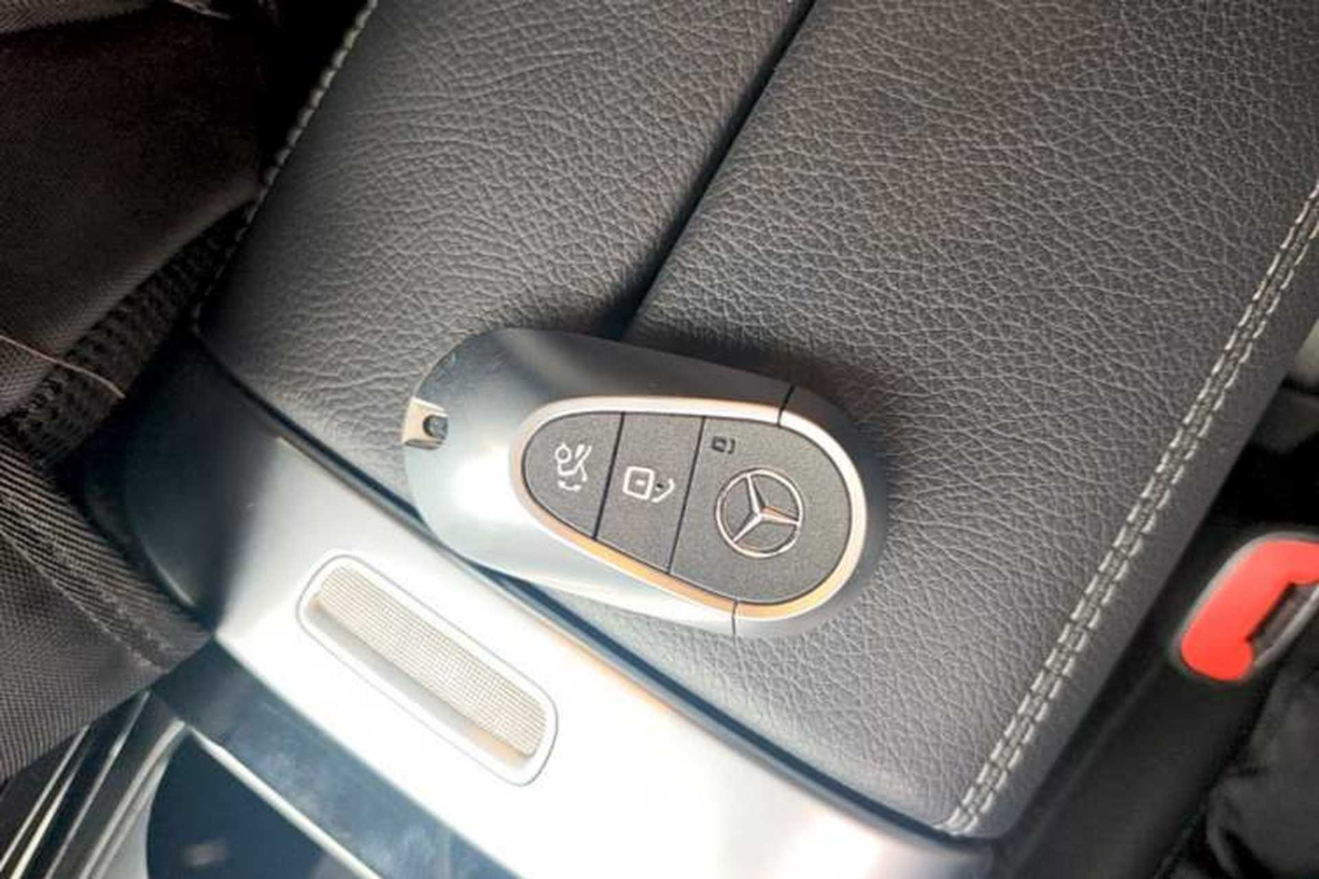 Used Mercedes-Benz C-Class 2024 C 200 L Sport Edition Vehicle Key