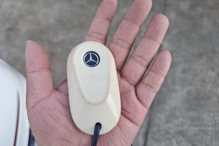 Used Mercedes-Benz C-Class 2024 C 200 L Sport Edition Vehicle Key