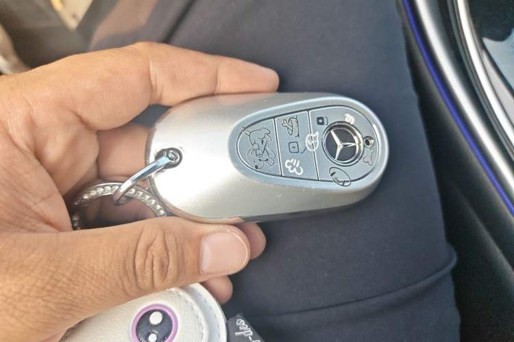 Used Mercedes-Benz C-Class 2024 Restyled C 260 L Sport Edition Vehicle Key