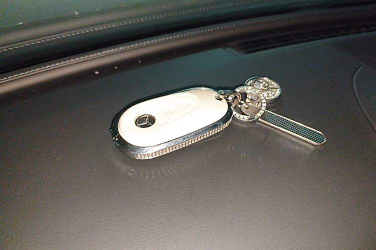 Used Mercedes-Benz C-Class 2024 Second Facelift C 260 L Sport Edition Vehicle Key