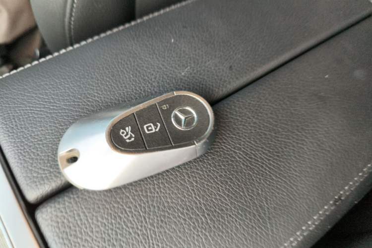 Used Mercedes-Benz C-Class 2024 C 260 L Sport Edition Vehicle Key