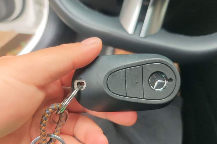 Used Mercedes-Benz C-Class 2024 C 200 L Sport Edition Vehicle Key