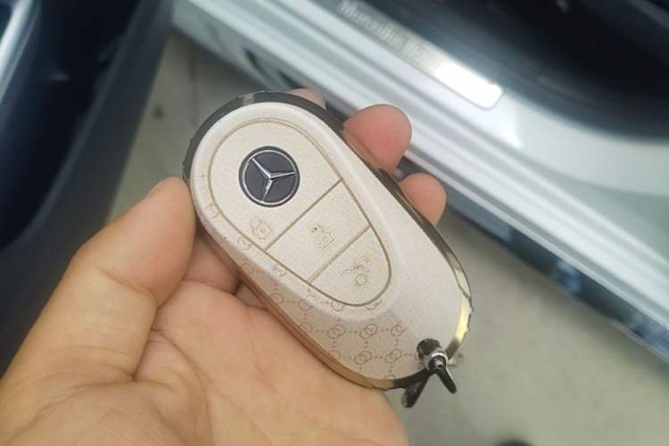 Used Mercedes-Benz C-Class 2024 Restyled C-Class 260 L Sport Edition Vehicle Key