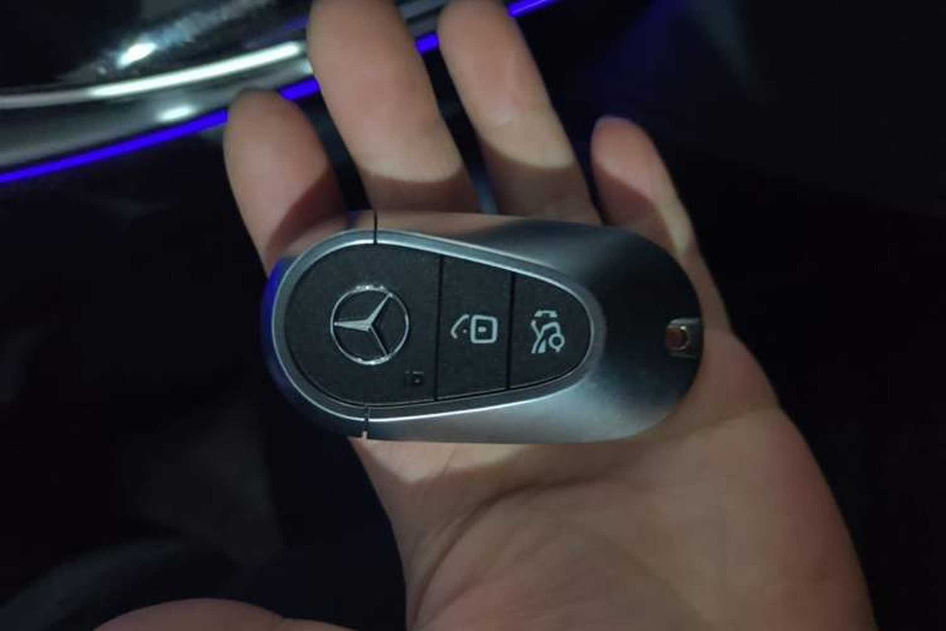 Used Mercedes-Benz C-Class 2024 Restyled C 260 L Sport Edition Vehicle Key