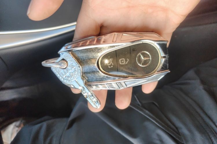 Used Mercedes-Benz C-Class 2024 C 200 L Sport Edition Vehicle Key