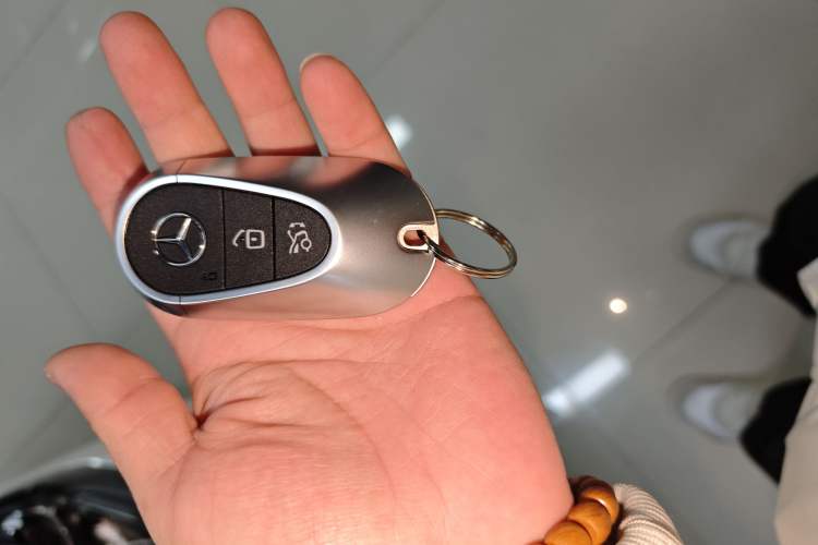 Used Mercedes-Benz C-Class 2024 Restyled C-Class 260 L Sport Edition Vehicle Key