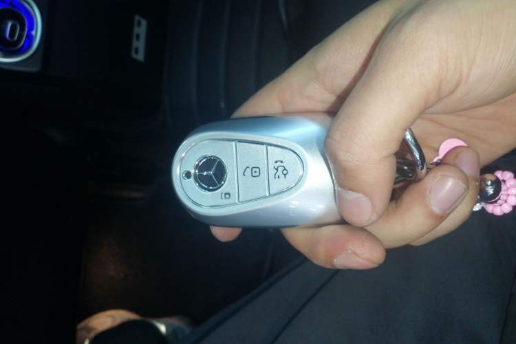 Used Mercedes-Benz C-Class 2024 Restyled C-Class 260 L Sport Edition Vehicle Key
