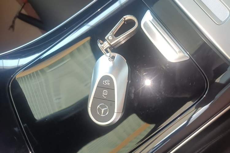 Used Mercedes-Benz C-Class 2024 Restyled C-Class 260 L Sport Edition Vehicle Key